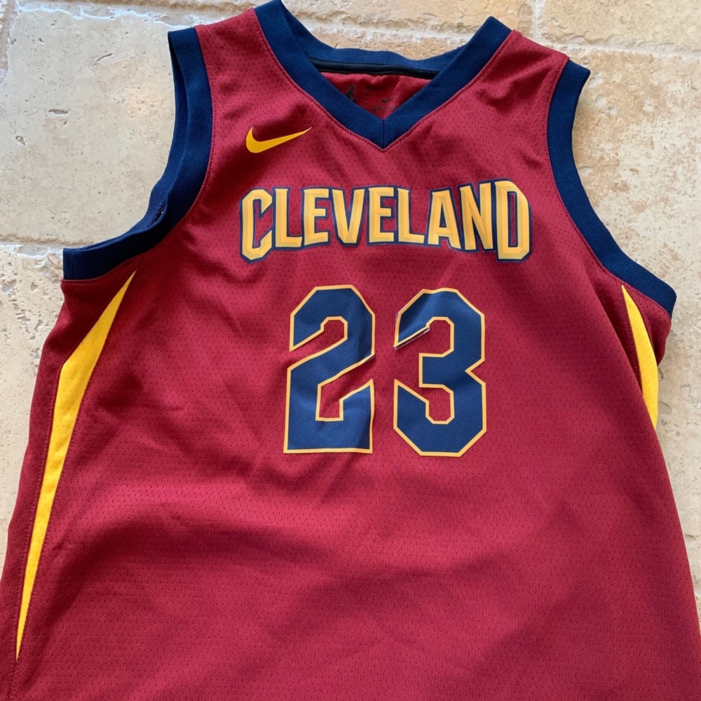 Boys Lebron Jersey.